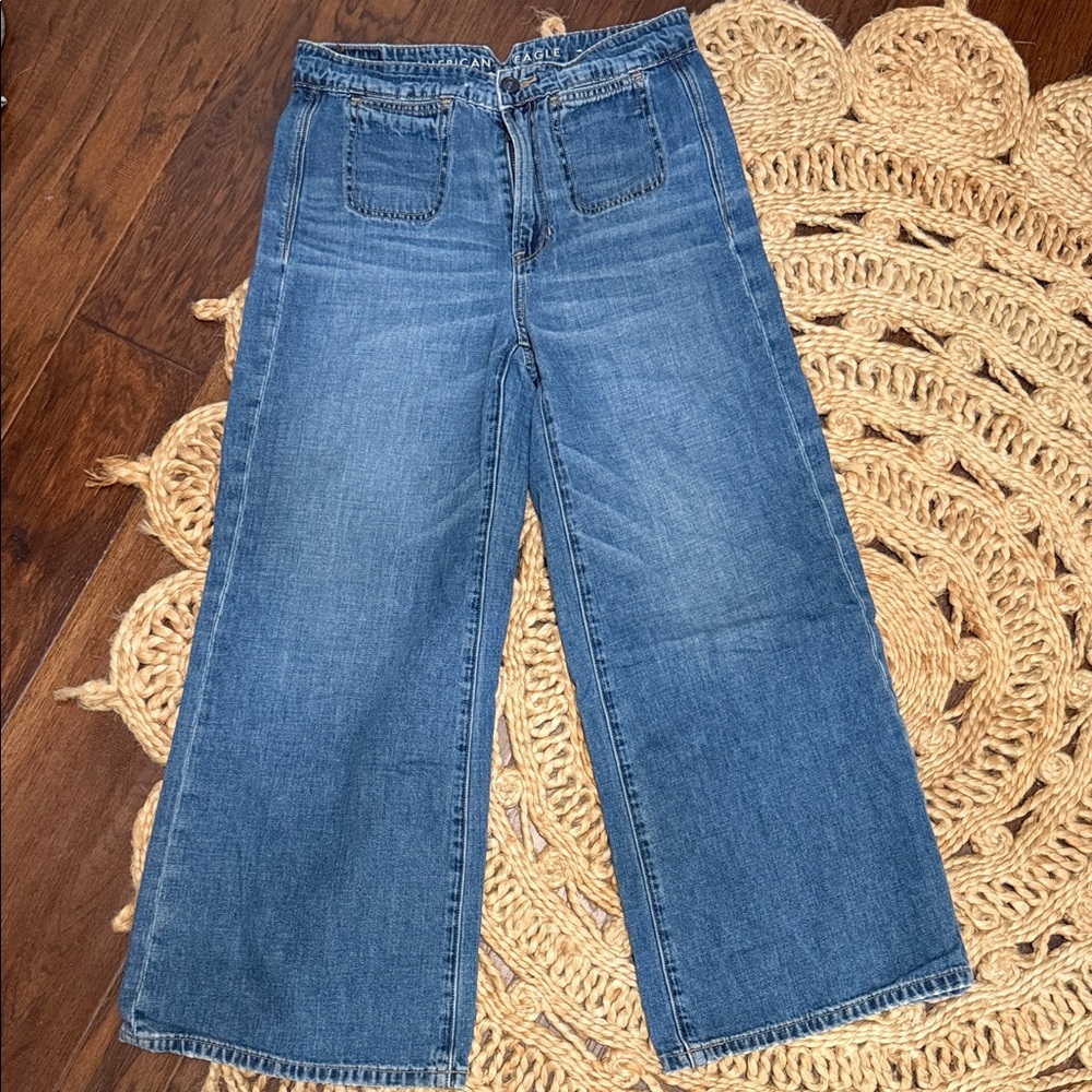 American Eagle Outfitters Blue Cropped Jeans